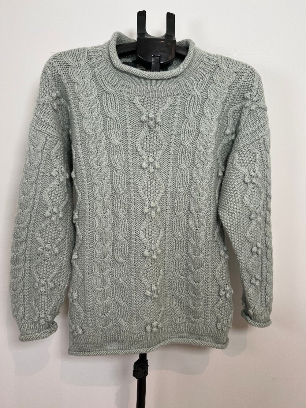 Vintage Beaver Canoe Hand-Knit Wool Fisherman/Aran Sweater Lt Sage Green Large